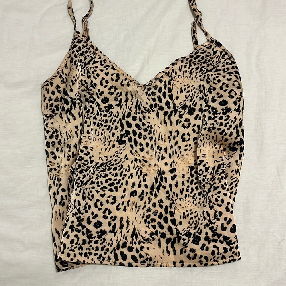 Forever21 satin cheetah tank